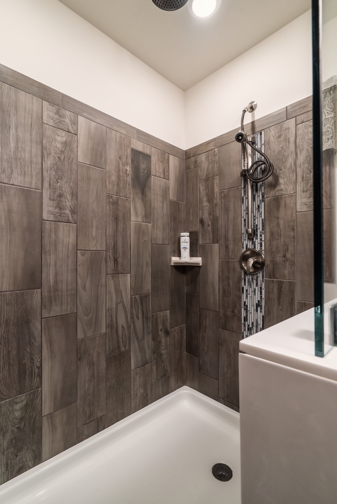Vertical Bathroom Lights Vertical Bathroom Lights